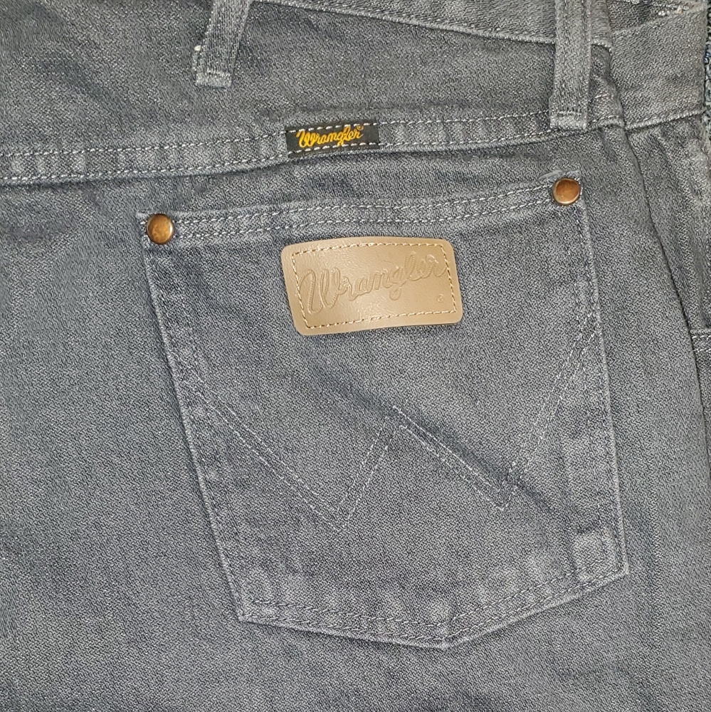 Wrangler 40x32